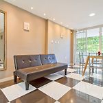 Beautiful House 3 Minutes From Historic Downtown