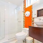 Beautiful House 3 Minutes From Historic Downtown