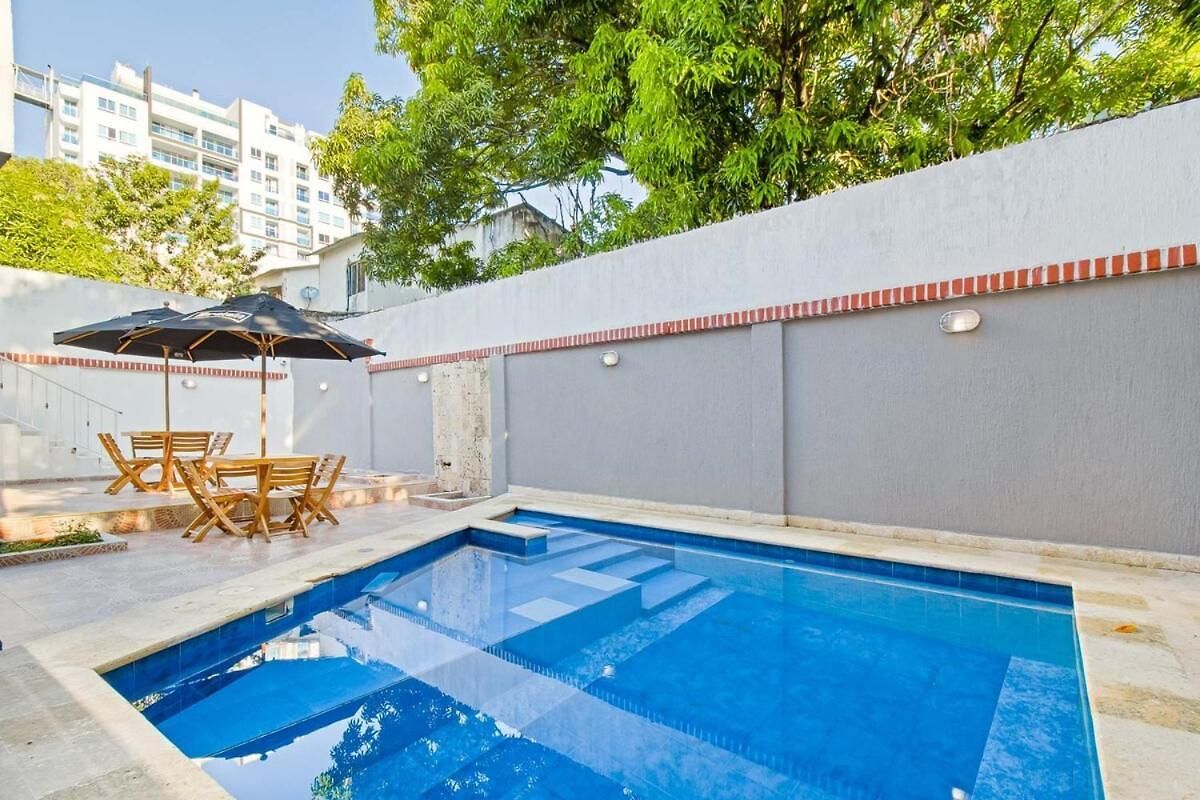 Beautiful House 3 Minutes From Historic Downtown Сasa de vacaciones