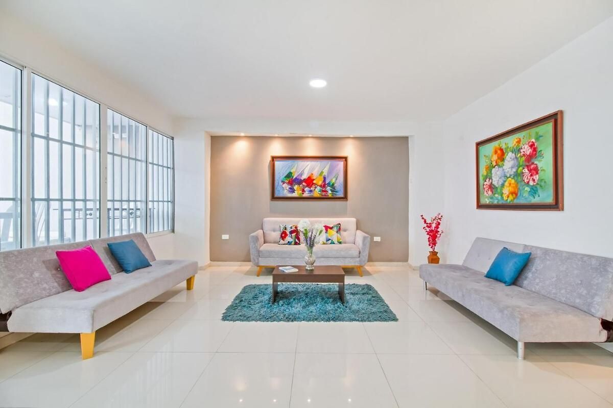 Сasa de vacaciones Beautiful House 3 Minutes From Historic Downtown