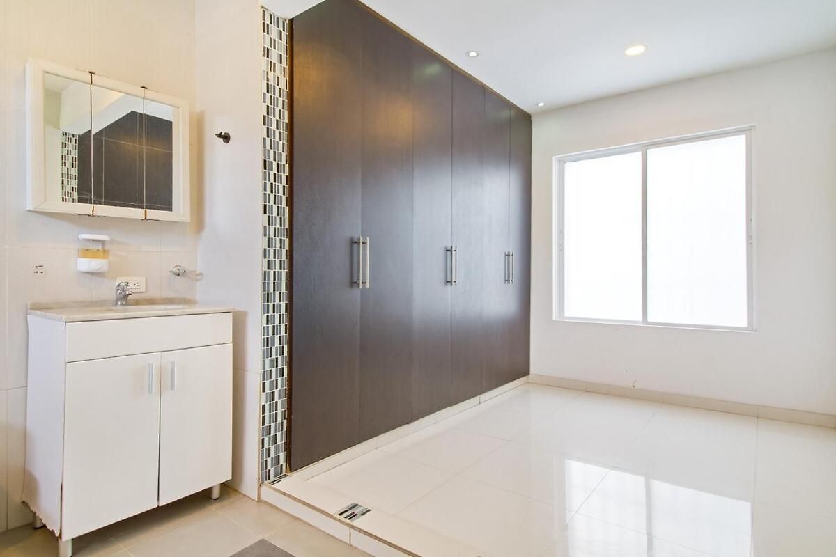 Сasa de vacaciones Beautiful House 3 Minutes From Historic Downtown Cartagena
