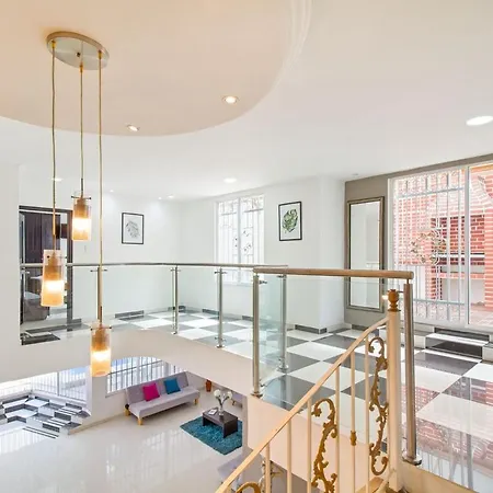 Beautiful House 3 Minutes From Historic Downtown