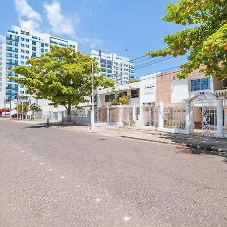 Сasa de vacaciones Beautiful House 3 Minutes From Historic Downtown *