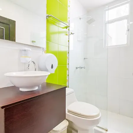 Сasa de vacaciones Beautiful House 3 Minutes From Historic Downtown