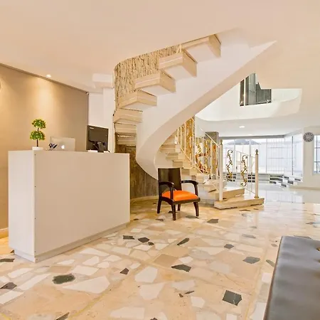 Beautiful House 3 Minutes From Historic Downtown Сasa de vacaciones *