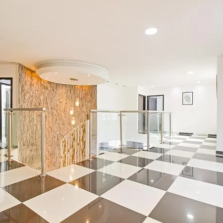 Beautiful House 3 Minutes From Historic Downtown Сasa de vacaciones Cartagena